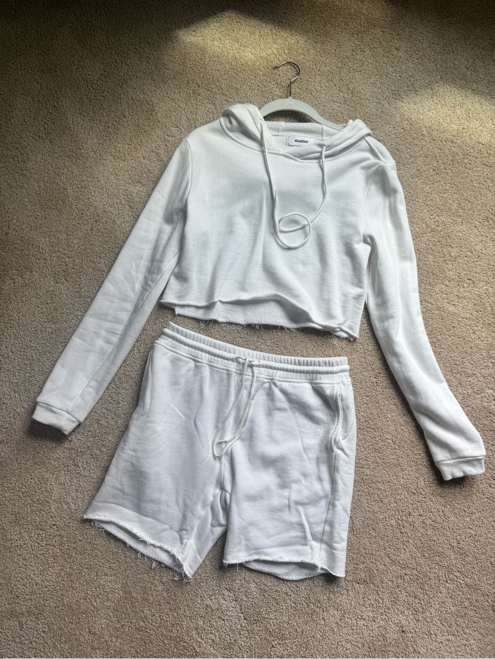 GUIZIO Sweatshort Set in White - Medium